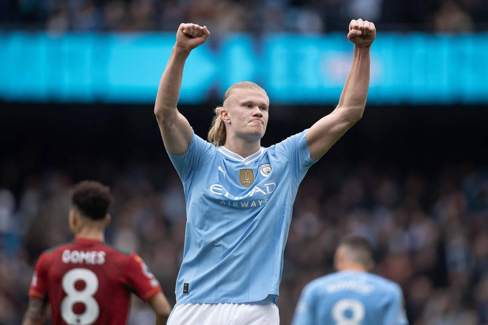 张琳芃第11次赢得中超冠军，超越郑智成国内联赛历史第一人！（张琳芃加冕中超第11冠，超越郑智成国内联赛历史第一人）