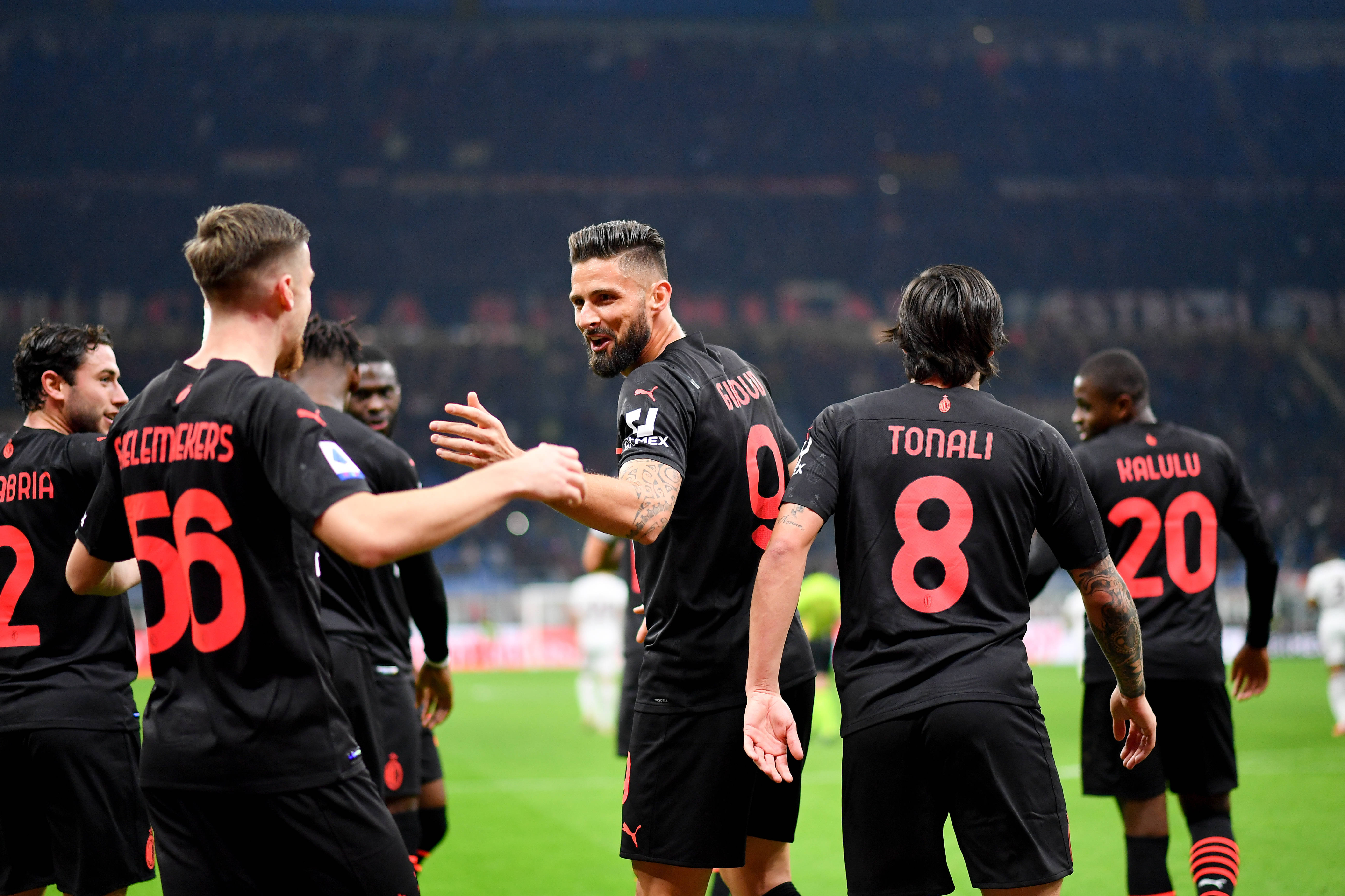 气还没消？卢克曼在与尤里奇争执后取关亚特兰大官方社媒（怒气未消？与尤里奇争执后，卢克曼取消关注亚特兰大官方账号）