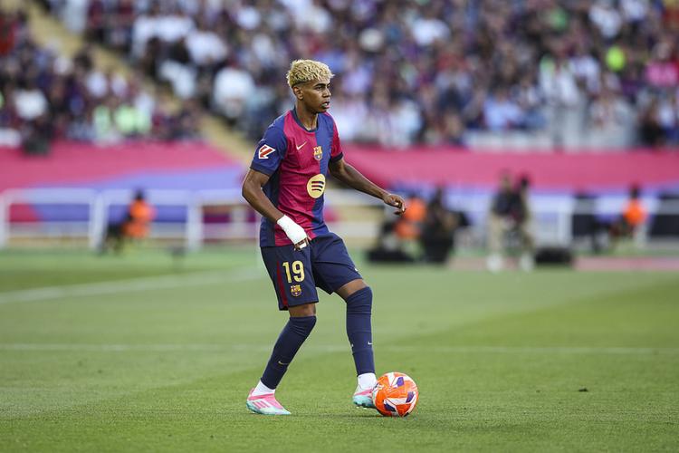 全国青少年排球联赛第二阶段区域决赛赤壁开赛（全国青少年排球联赛第二阶段区域决赛在赤壁打响）