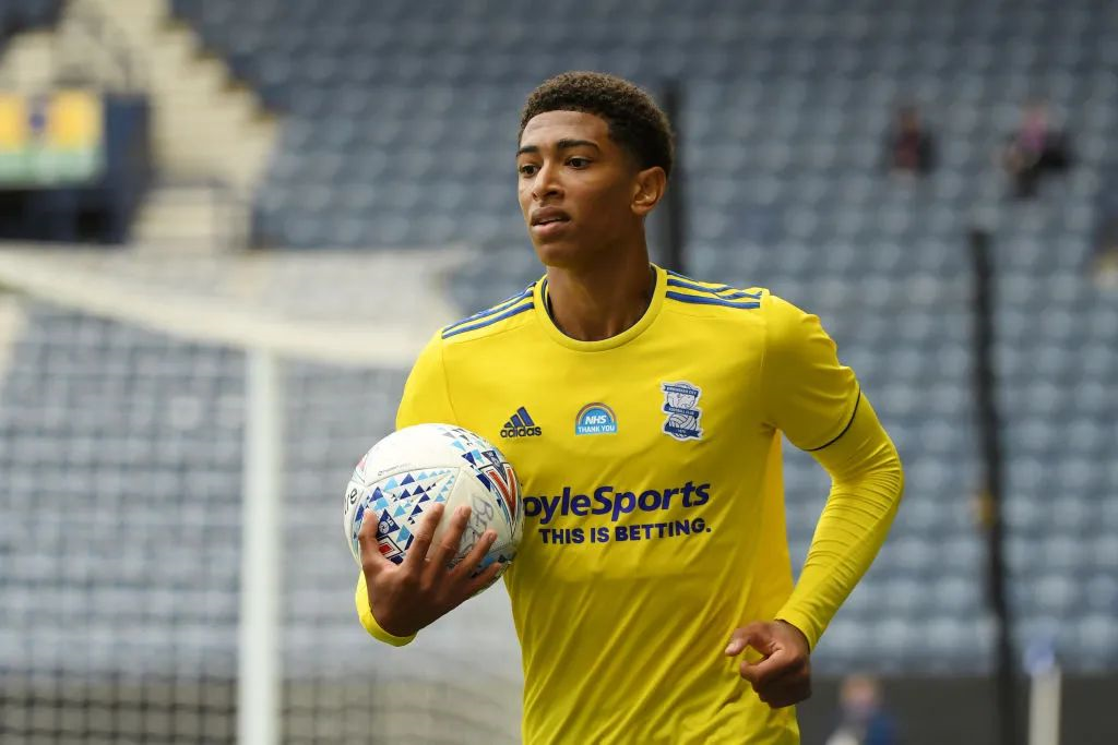 奥纳纳无缘非洲杯，真不怪曼联，这里头水很深、很深