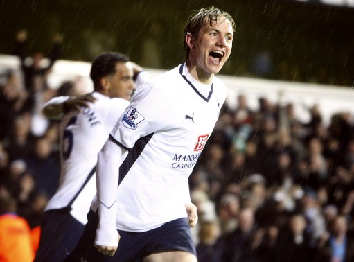 马卡：弗里克希望球队有更多休息，因此取消欧冠赛前踩场训练（马卡报：为让球队多休息，弗里克取消欧冠赛前踩场训练）