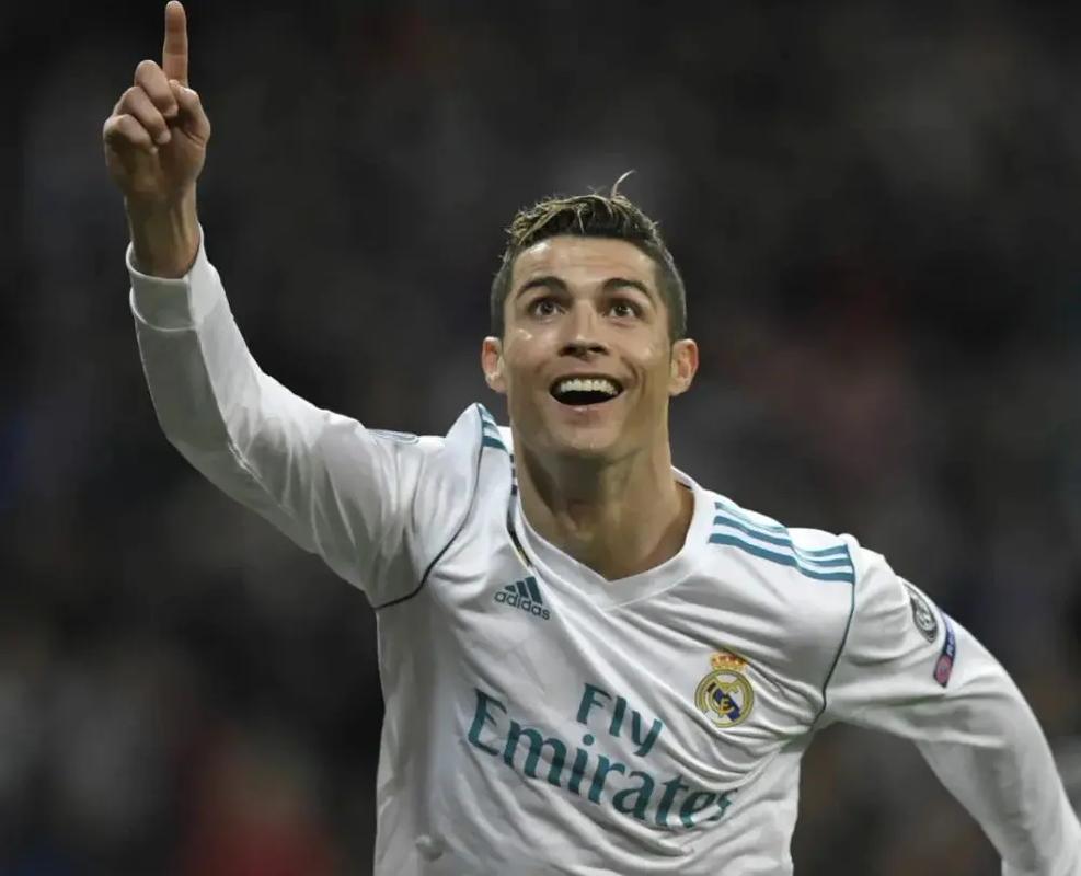 回声报：对阵狼队利物浦可能多达8人缺席，维尔茨可以出战（回声报：利物浦战狼队或缺席多达8人，维尔茨可出场）