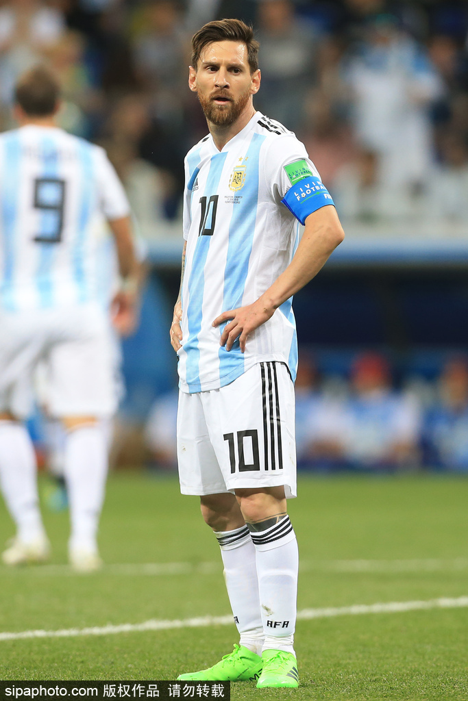 北青：国安德国总监1月8日上任，古加与恩加德乌确认离队（国安德籍总监将于1月8日履新，古加与恩加德乌已确认离队）