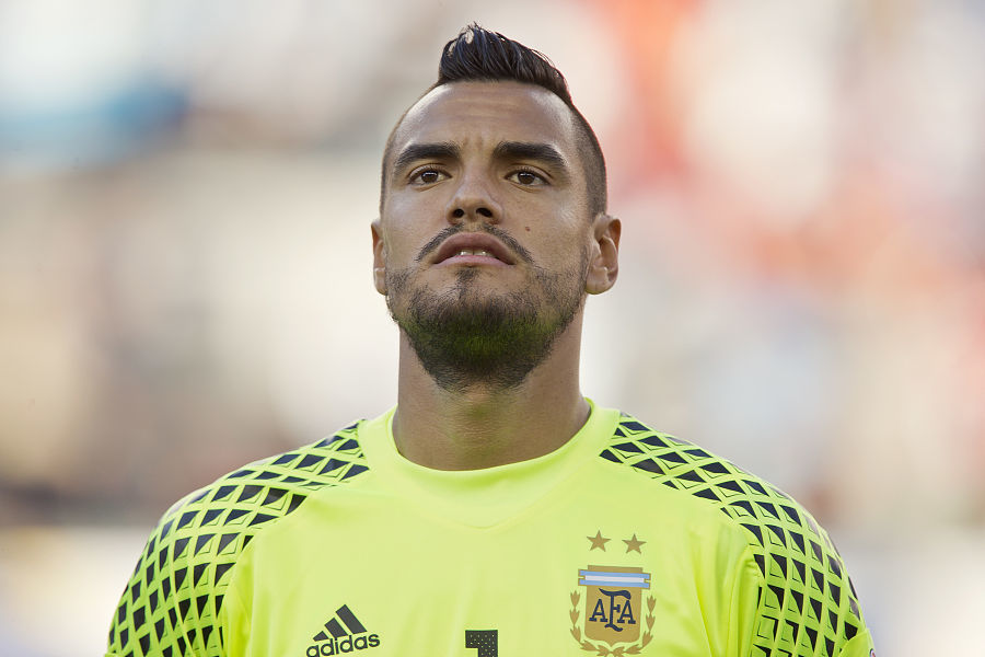 佩德里时隔1各月再为巴萨登场，送出28次传球，3次过人成功（佩德里一个月后复出为巴萨出战：28次传球、3次成功过人）