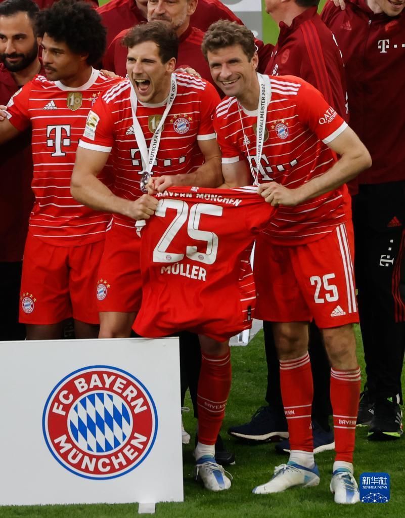 英媒：埃弗顿、利兹联等5家英超俱乐部有意日本国脚前田大然（英媒称：埃弗顿、利兹联等五家英超队有意日本国脚前田大然）