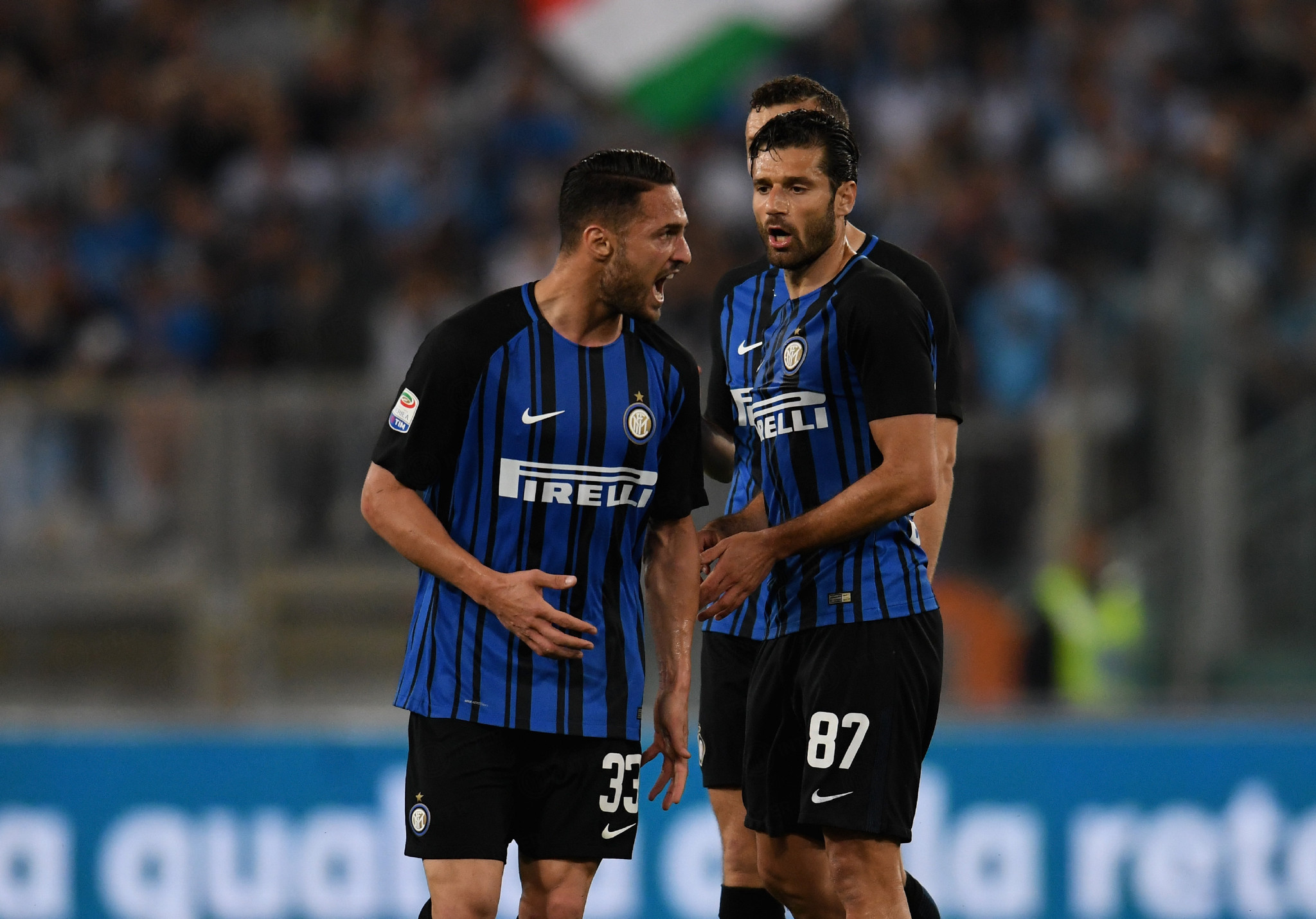 中超联赛总结：积分榜前三分析,（中超赛季盘点：积分榜前三深度解析）