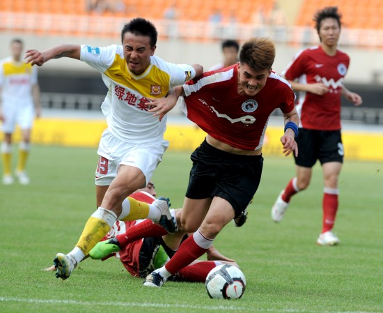 塞鸟、方昊、张玉宁连失良机，国安被河内公安绝杀小组出局（塞鸟、方昊、张玉宁屡失良机，国安遭河内公安补时绝杀无缘小组出线）