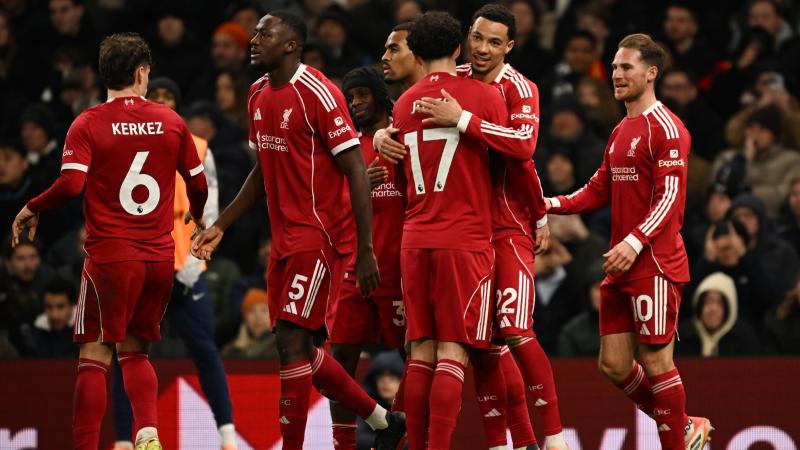 马德兴：中国足球受冷遇因成绩没突破，地方超火爆是大众怒其不争（马德兴：中国足球因成绩停滞遭冷落，地方热度背后是公众对其不争气的怒火）