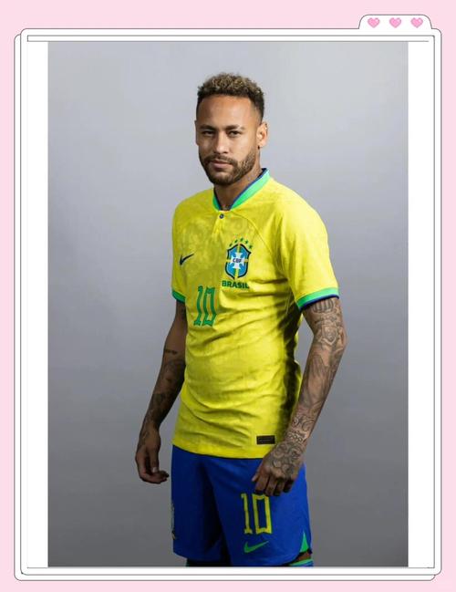 4-0横扫！意甲榜首易主，国米挤掉米兰，法布雷加斯惨败（4-0大胜！意甲领头羊易位，国米力压米兰，法布雷加斯遭惨败）